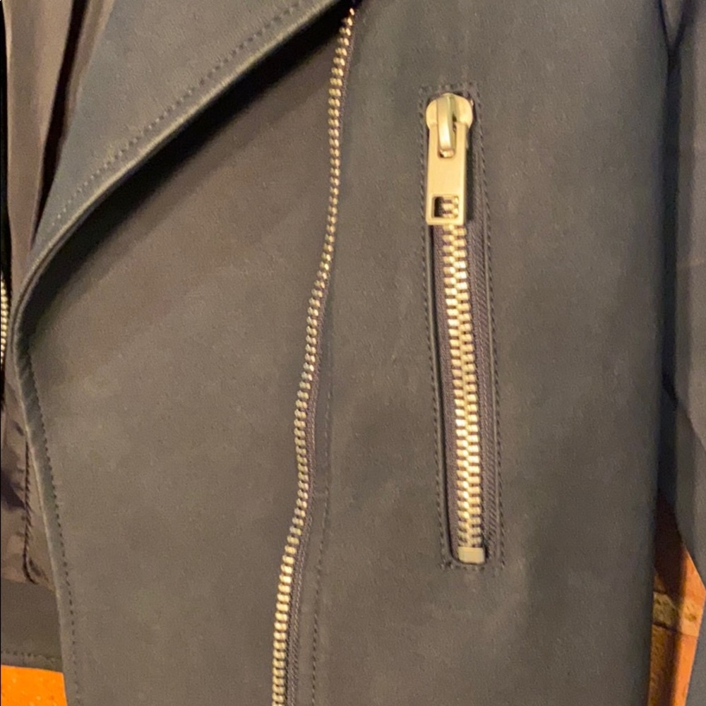 Leather jacket - Picture 8 of 10